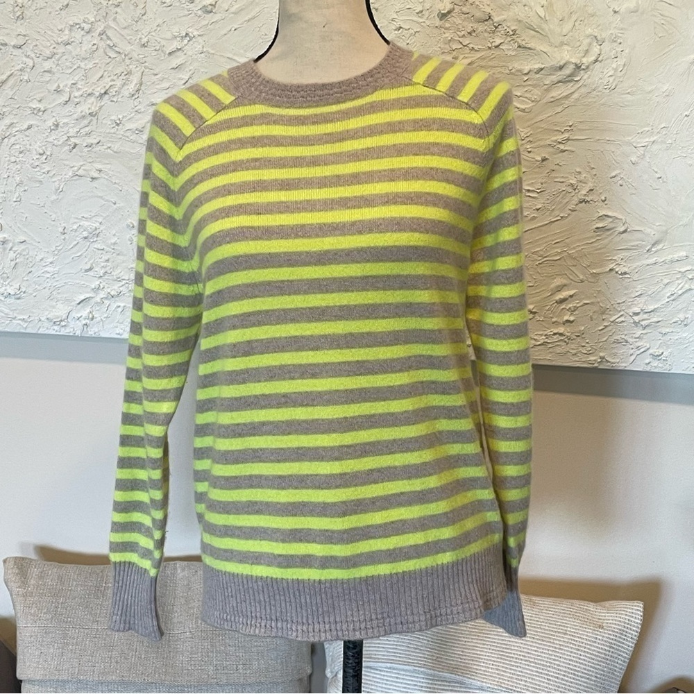 27 miles Women's 100% Cashmere Striped Pullover Crewneck Sweater Size XS.